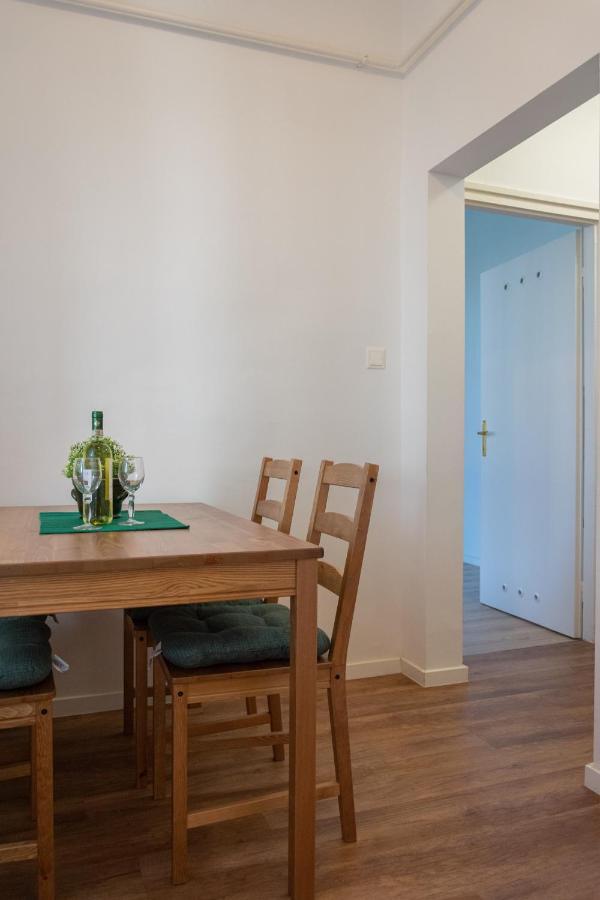 Silentium City Apartman Sárvár Exterior foto