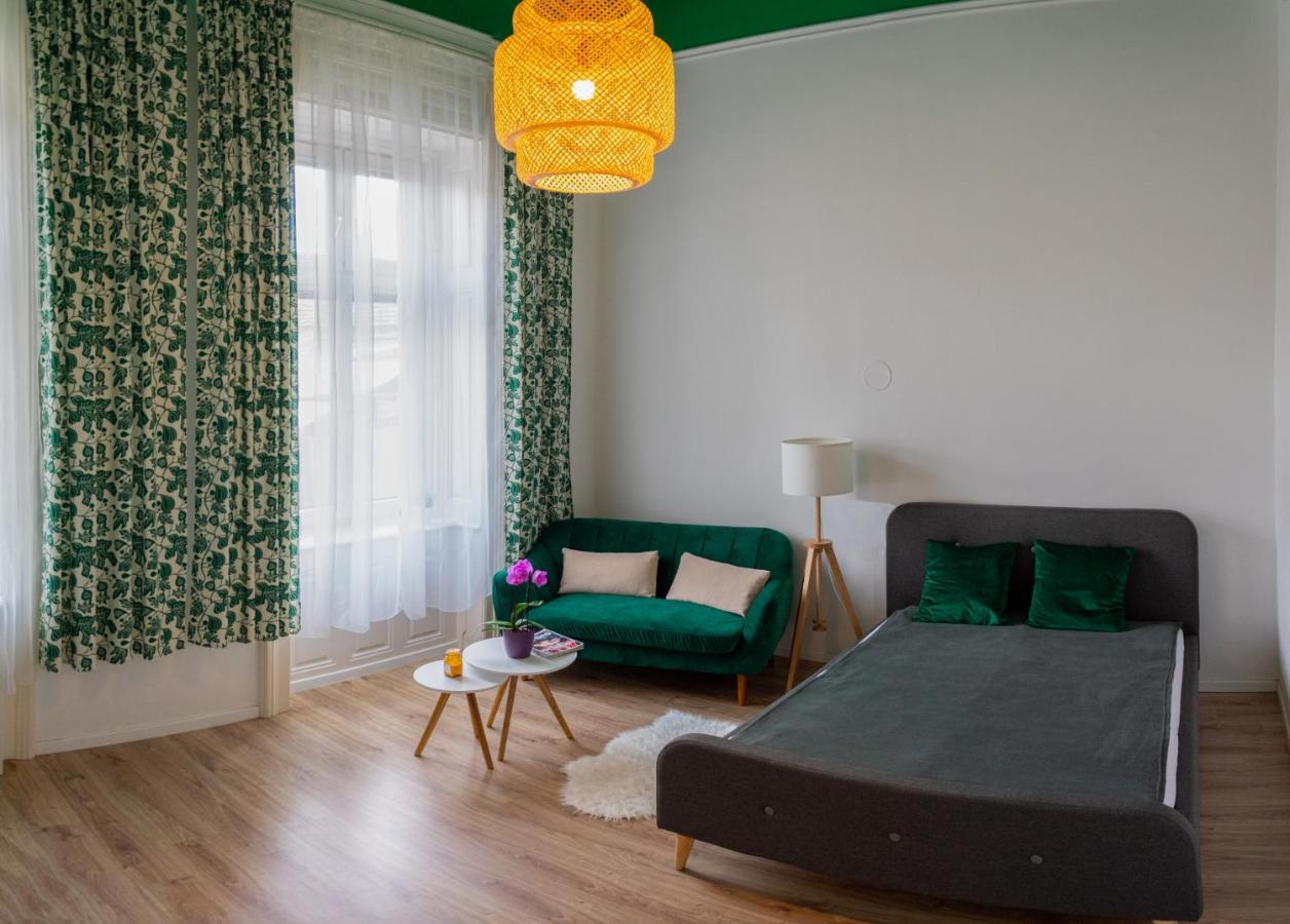 Silentium City Apartman Sárvár Exterior foto
